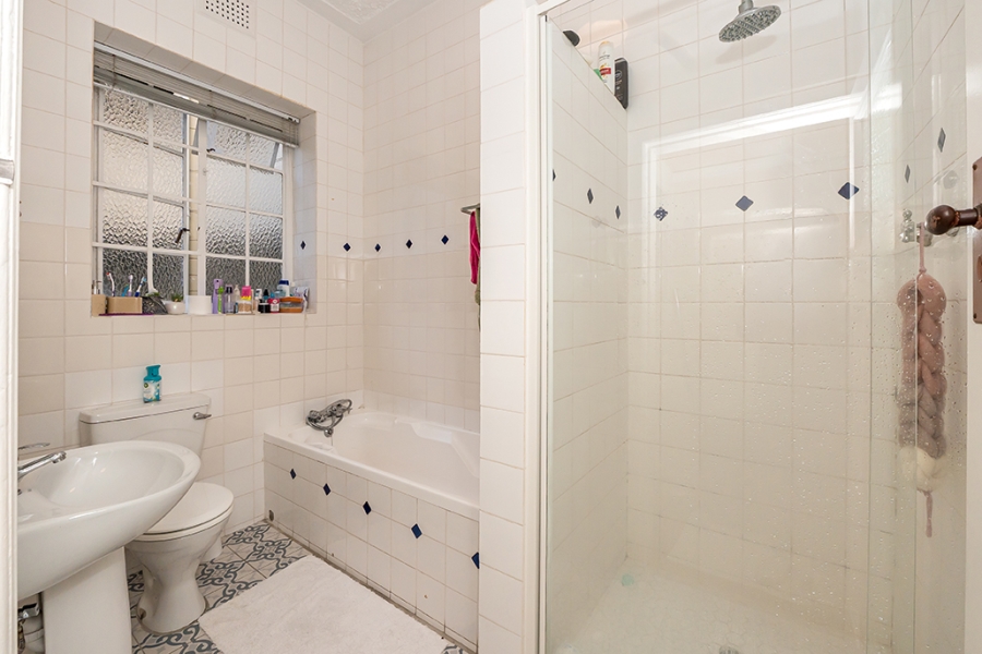 2 Bedroom Property for Sale in Rondebosch Western Cape